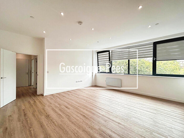 1 Bedroom Apartment To Rent In Town Center, Basingstoke, RG21