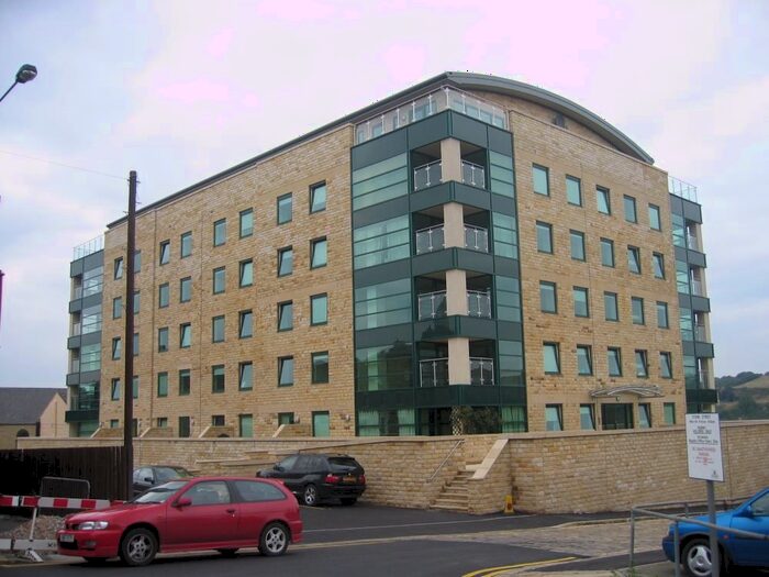 1 Bedroom Flat To Rent In Stonegate House, Stone Street, Bradford, West Yorkshire, BD1