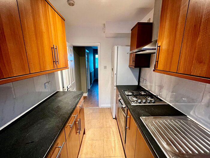 3 Bedroom Terraced House To Rent In Cavendish Road, New Malden, Surrey, KT3
