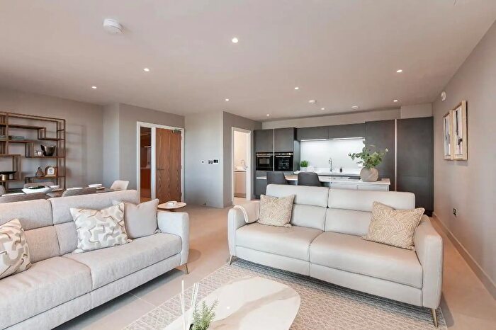 3 Bedroom Apartments For Sale In The Cambourne, The Residences At Kings Hall, Belfast, BT9