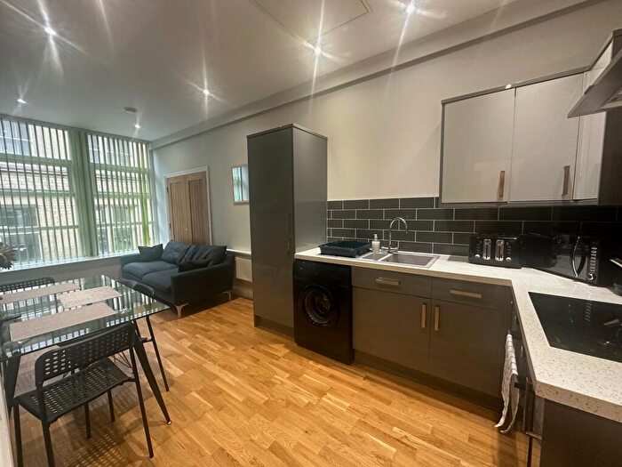 2 Bedroom Apartment To Rent In John William Street, Huddersfield, HD1