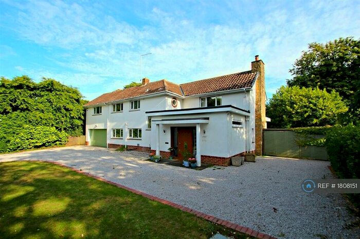 4 Bedroom Detached House To Rent In Kingsway, Bognor Regis, PO21