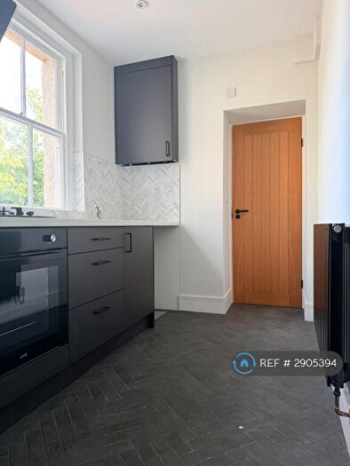 2 Bedroom Flat To Rent In Llandaff, Cardiff, CF5