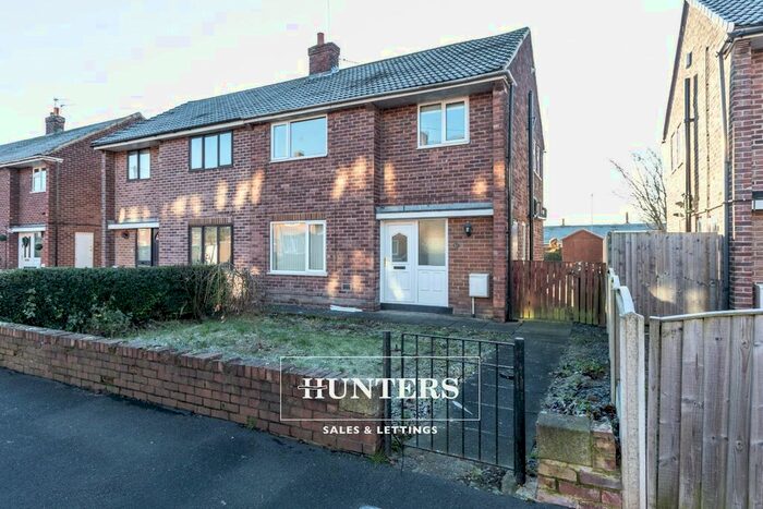 3 Bedroom Semi-Detached House To Rent In Mallard Road, Castleford, WF10