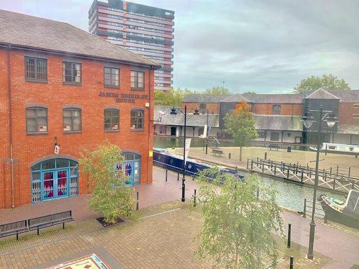 2 Bedroom Apartment To Rent In Apartment, Waterside, St. Nicholas Street, Coventry-&pound;pppw, CV1