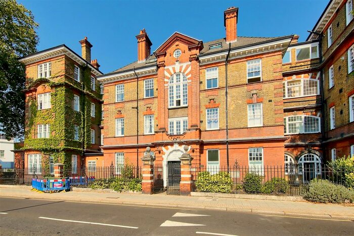 2 Bedroom Flat To Rent In Swaffield Road, London, SW18