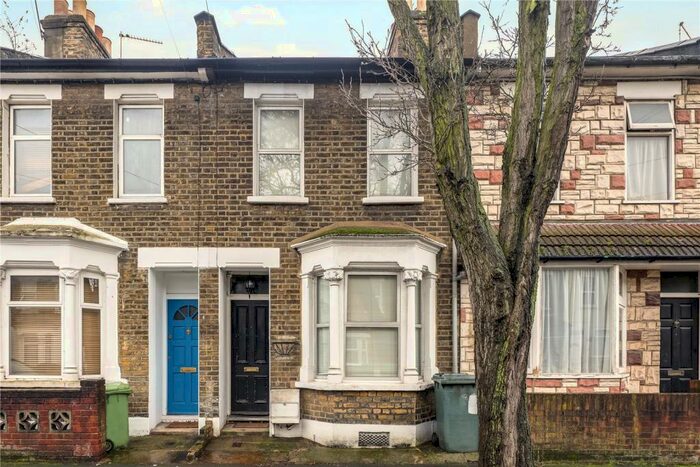 2 Bedroom Terraced House To Rent In Aldworth Road, Stratford, London, E15