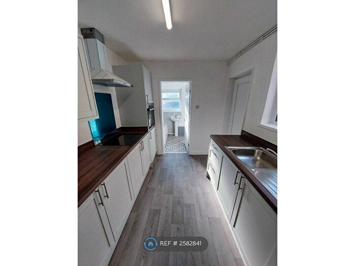 3 Bedroom Terraced House To Rent In Hargrave Street, Grimsby, DN31