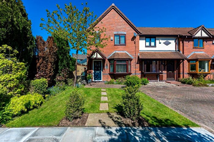 3 Bedroom Semi-Detached House For Sale In Newsholme Close, Culcheth, Warrington, Cheshire, WA3