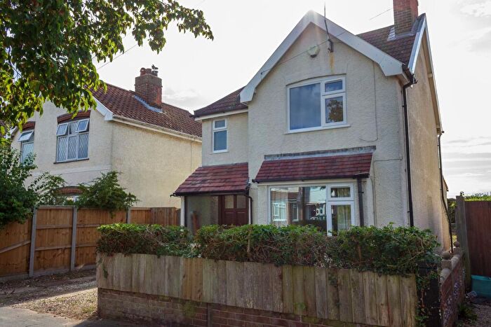 3 Bedroom Detached House To Rent In George Borrow Road, Norwich, NR4