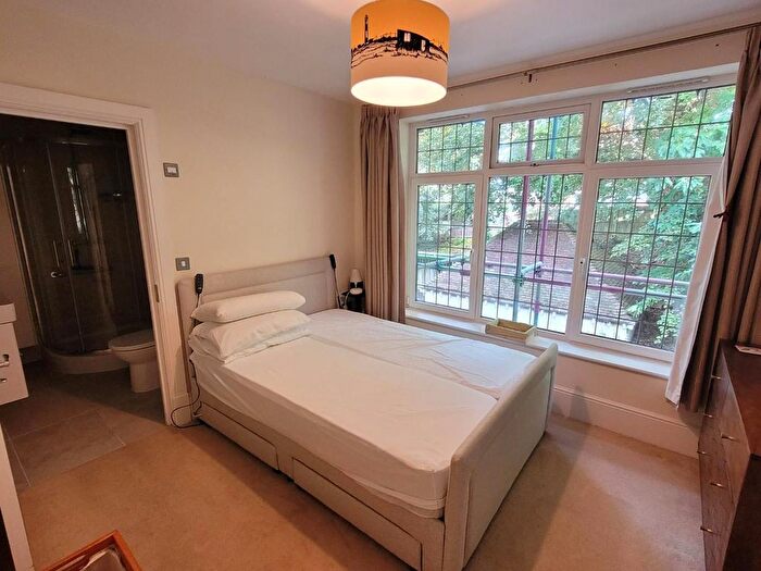 2 Bedroom Flat To Rent In Cannongate Road, Hythe, CT21