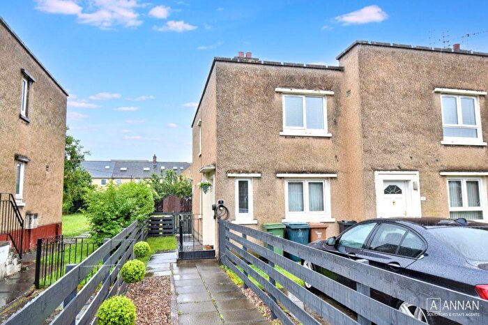 3 Bedroom Flat For Sale In Broomhouse Loan, Edinburgh, EH11