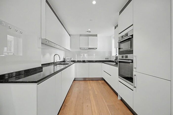 2 Bedroom Flat To Rent In Kingsway, London, WC2B