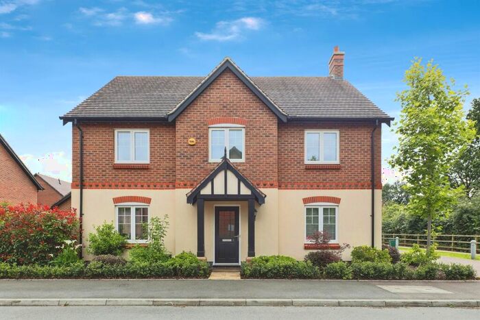 4 Bedroom Detached House For Sale In Meer Stones Road, Balsall Common, Coventry, CV7