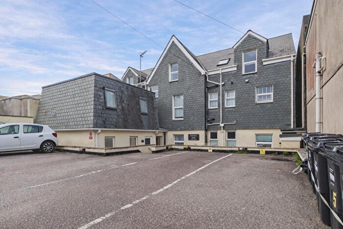 2 Bedroom Flat For Sale In Mount Wise, Newquay, TR7