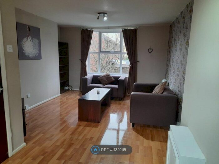 2 Bedroom Flat To Rent In Upper Warwick St, Liverpool L8