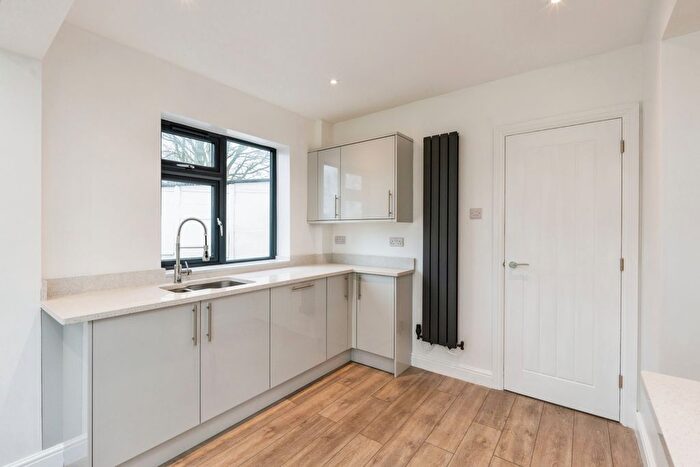 3 Bedroom Bungalow For Sale In Clive Avenue, Warrington, Cheshire, WA2
