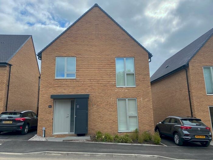 4 Bedroom Detached House To Rent In Spinney Way, Westhoughton, BL5