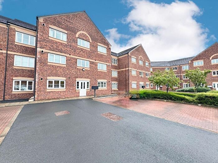 2 Bedroom Flat For Sale In Rockingham Court, Middlesbrough, TS5