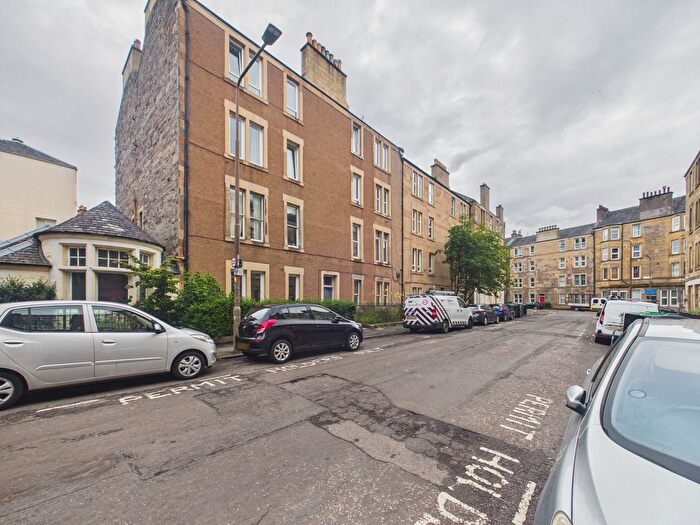 1 Bedroom Flat To Rent In Orwell Place, Dalry, Edinburgh, EH11