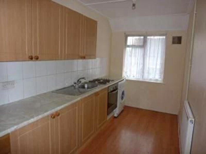 1 Bedroom Flat To Rent In Village Way, London, NW10