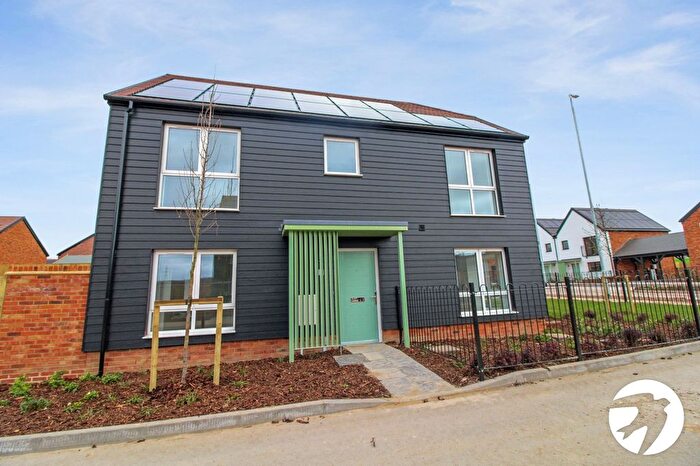 4 Bedroom Detached House To Rent In Horsebridge Road, Ebbsfleet Valley, Alkerden, Swanscombe, DA10