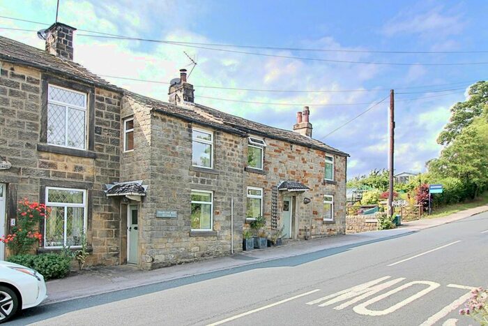 3 Bedroom Property For Sale In Travellers Rest Cottage, Newall With Clifton, Otley, LS21