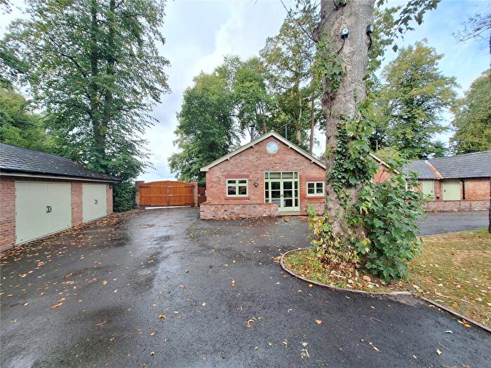 1 Bedroom Semi-Detached House To Rent In Holmes Chapel, Crewe, Cheshire, CW4