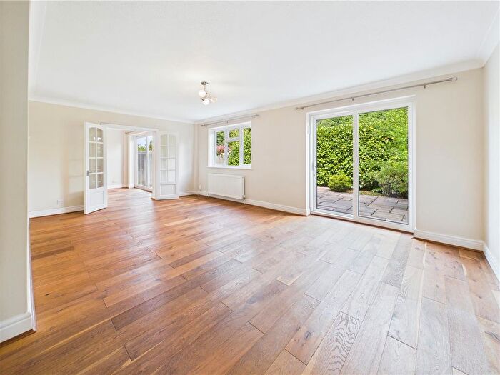 5 Bedroom Semi-Detached House To Rent In Park Lawn Road, Weybridge, Surrey, KT13