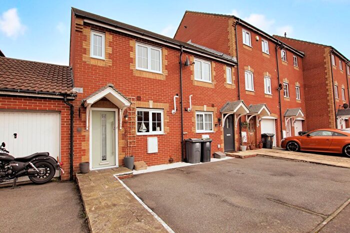 2 Bedroom End Terrace House For Sale In Leander Drive, Priddy's Hard, Gosport, PO12