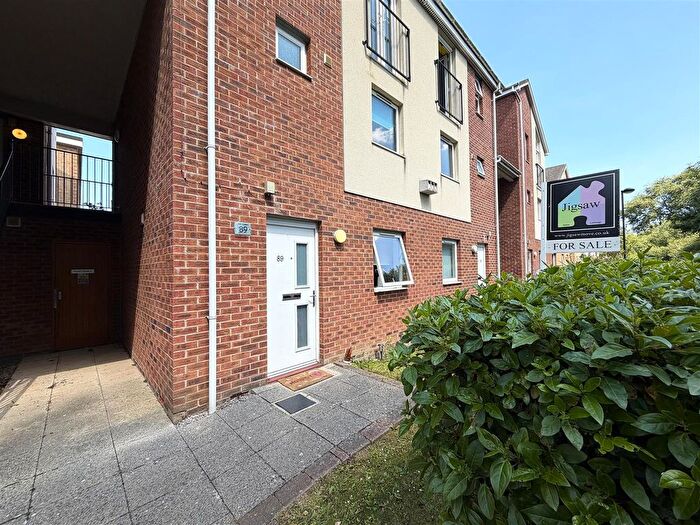 1 Bedroom Flat For Sale In Clog Mill Gardens, Selby, YO8