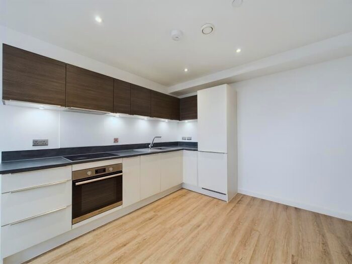 2 Bedroom Flat To Rent In Clifton House, Broadway, Peterborough, PE1