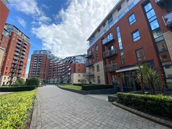 1 Bedroom Flat To Rent In Gotts Road, Leeds, LS12