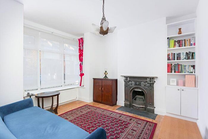 4 Bedroom Detached House For Sale In Addiscombe Court Road, East Croydon, CR0