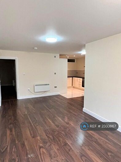 1 Bedroom Flat To Rent In Church Street, Tamworth, B79