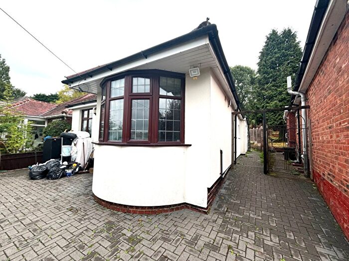 Studio To Rent In Nigel Avenue, Birmingham, B31
