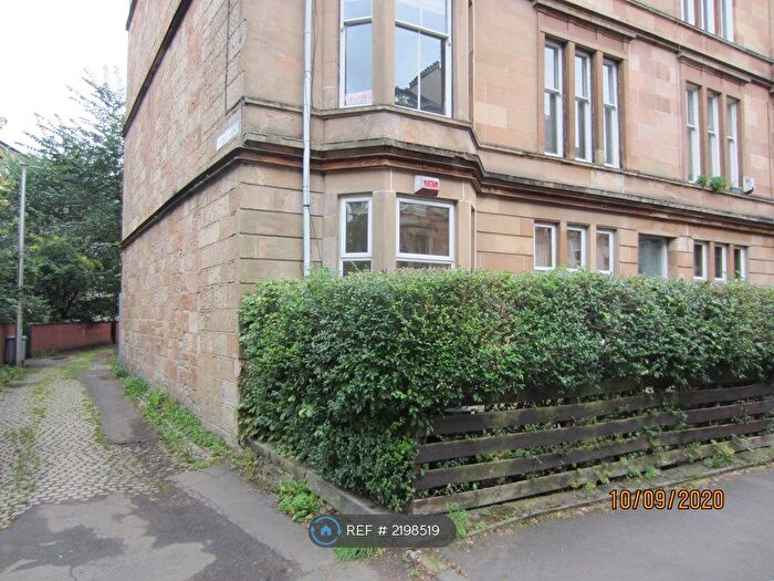 2 Bedroom Flat To Rent In Maybank Street, Glasgow, G42