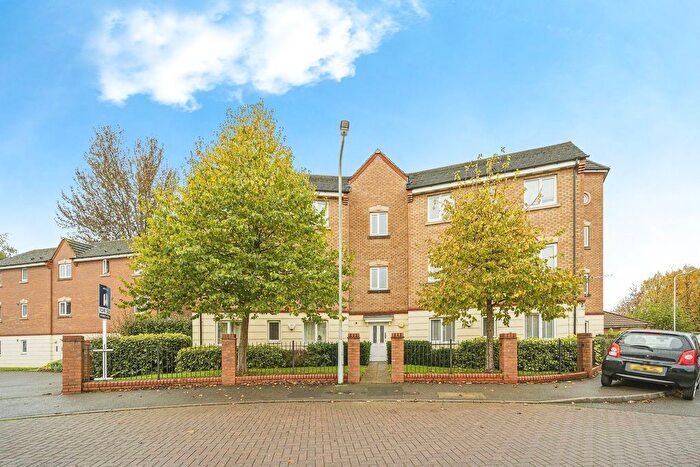 2 Bedroom Flat For Sale In Loxdale Sidings, Bilston, WV14