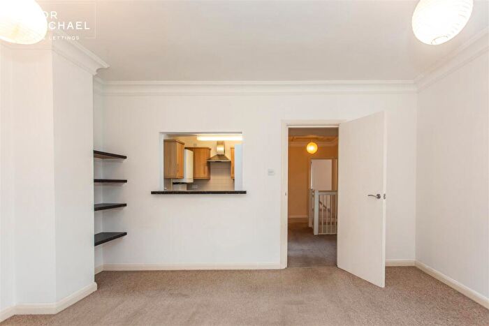 2 Bedroom Flat To Rent In Chesham Street, Brighton, BN2