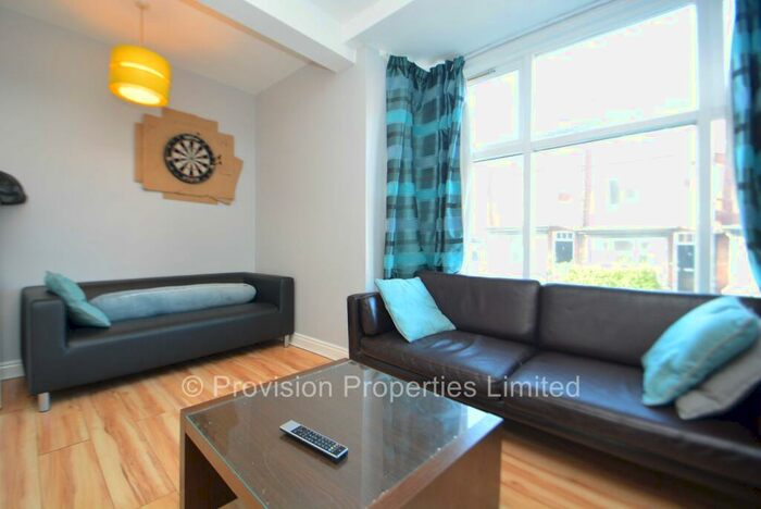 5 Bedroom Terraced House To Rent In Manor Drive, Hyde Park, Leeds, LS6