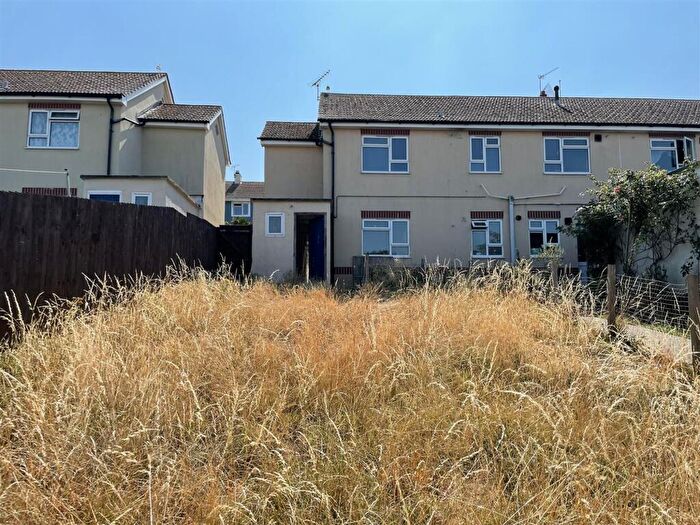2 Bedroom Flat For Sale In Coronation Road, Portland, DT5