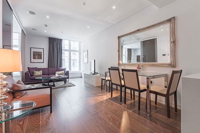 2 Bedroom Flat To Rent In Marconi House, London, WC2R