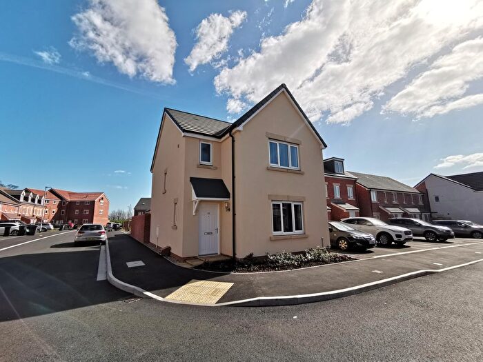 3 Bedroom Property To Rent In Hob Close, Monkton Heathfield, Taunton, TA2