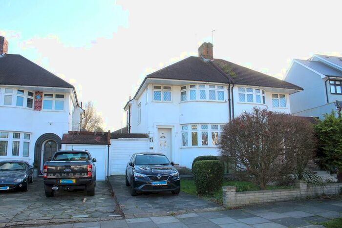 3 Bedroom Semi-Detached House To Rent In Brownspring Drive, London, SE9