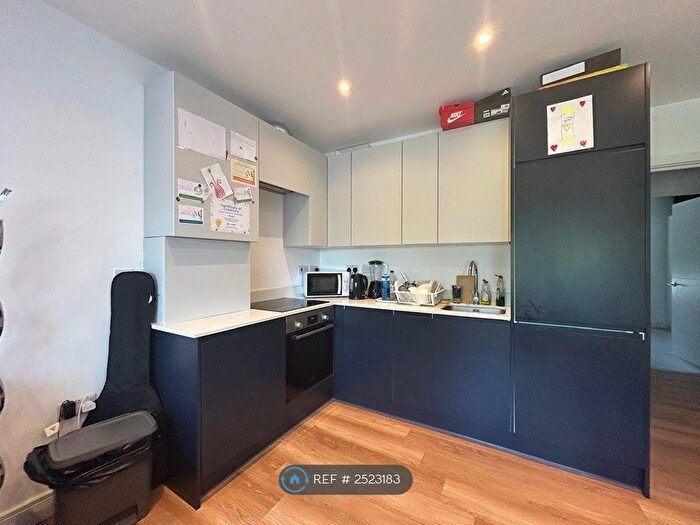 1 Bedroom Flat To Rent In Station Road, London, NW4