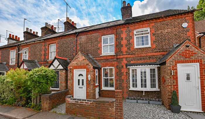 2 Bedroom Property For Sale In Branch Road, Park Street, AL2