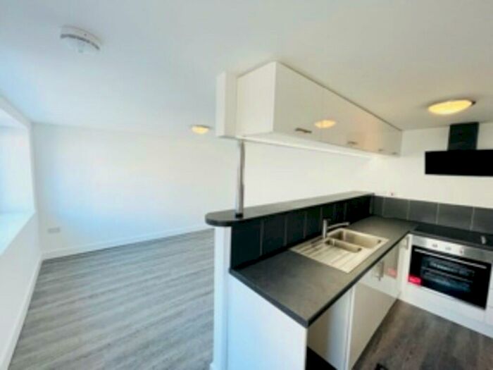 1 Bedroom Detached House To Rent In St. Peters Street, Lowestoft, NR32