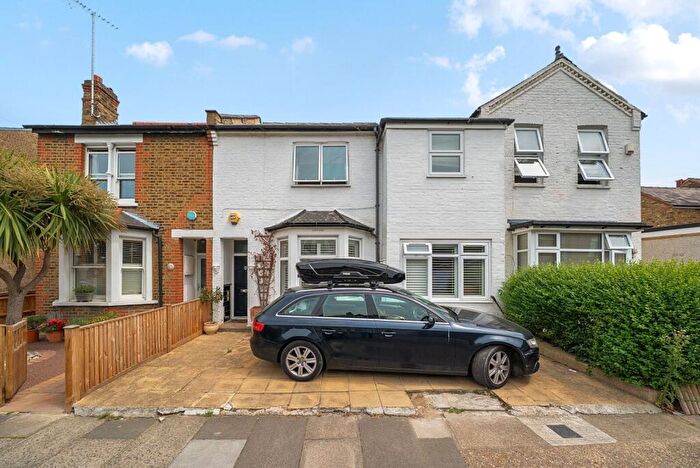 3 Bedroom House To Rent In Willoughby Road, Kingston Upon Thames, KT2