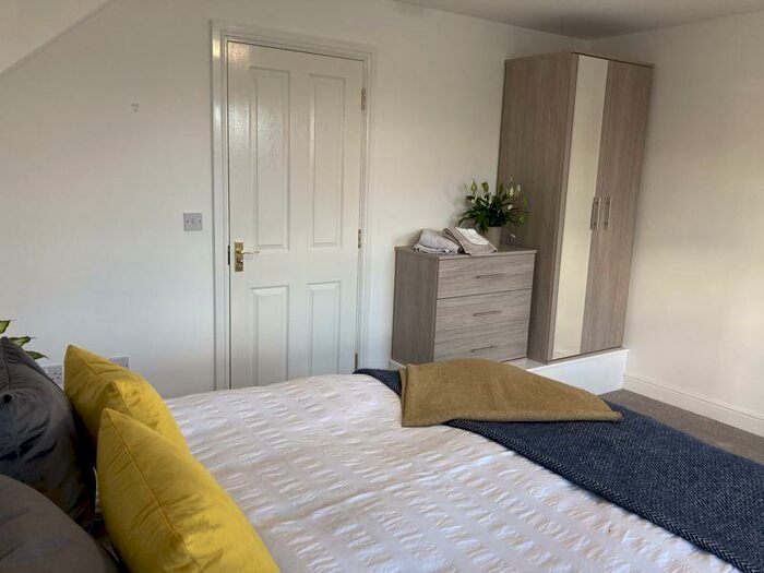 House Of Multiple Occupation To Rent In Jackdaw Road, Corby, NN18