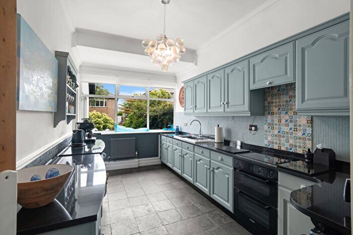 4 Bedroom Semi-Detached House For Sale In Earnsdale Avenue, Darwen, BB3